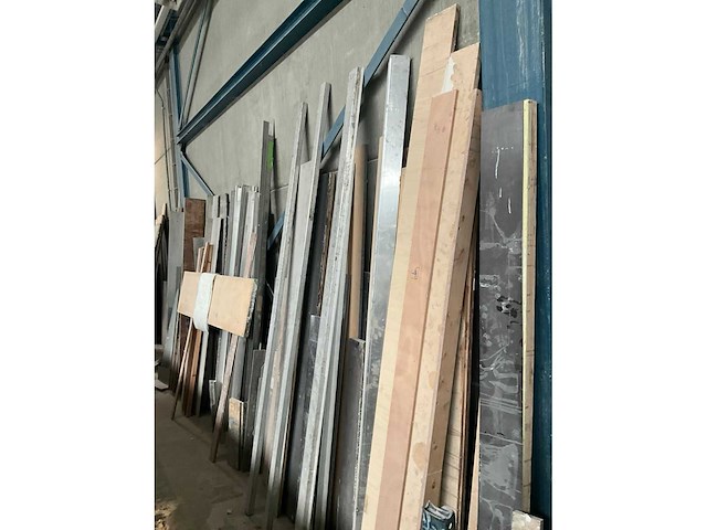 Partij planken en alu profielen - afbeelding 9 van  12