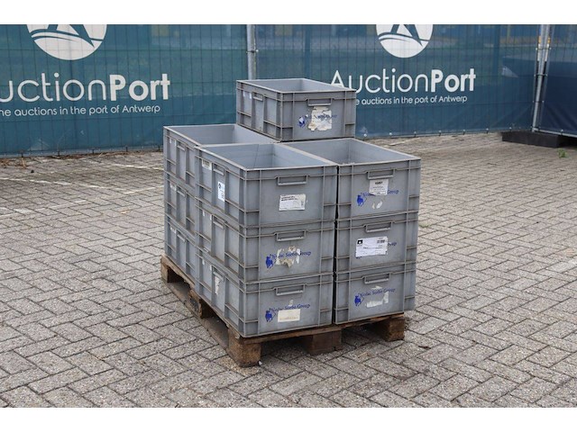 Partij plastic bakjes - afbeelding 1 van  1