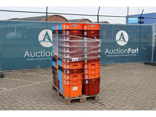 Partij plastic bakjes - afbeelding 1 van  1