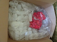 Partij plastic flesjes - afbeelding 1 van  1