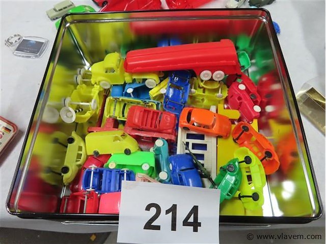 Partij plastic miniaturen - afbeelding 1 van  3