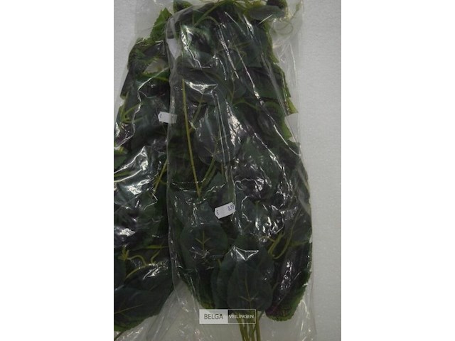 Partij plastieken decoratie bladeren - afbeelding 2 van  3