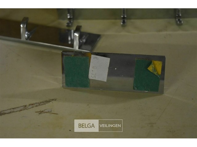 Partij plastieken hangers voor handdoeken - afbeelding 3 van  3