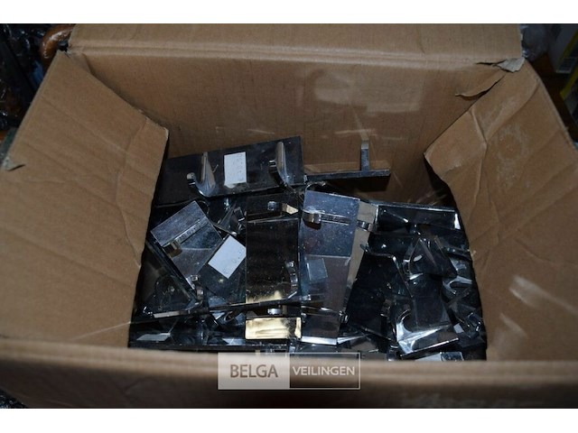 Partij plastieken kleerhaken - afbeelding 2 van  2