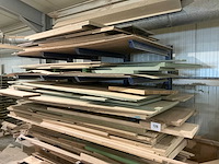 Partij platen en houten planken - afbeelding 6 van  10
