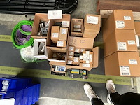 Partij plc materialen en automatiseringscomponenten – industrieel - afbeelding 3 van  3
