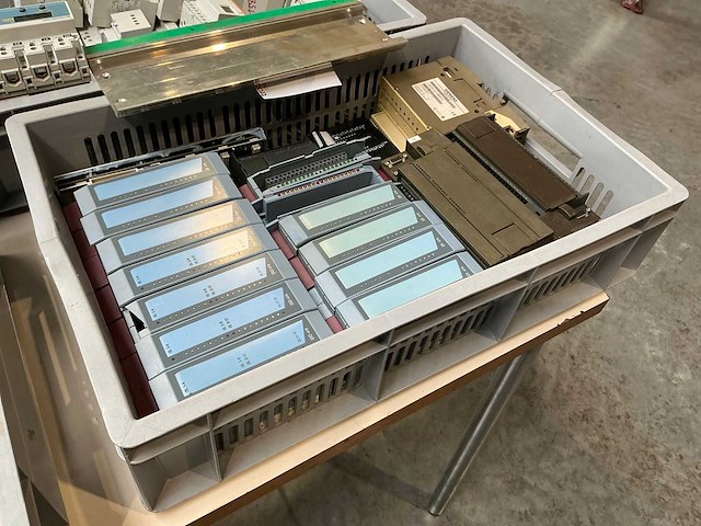 Partij plc-modules - afbeelding 1 van  2