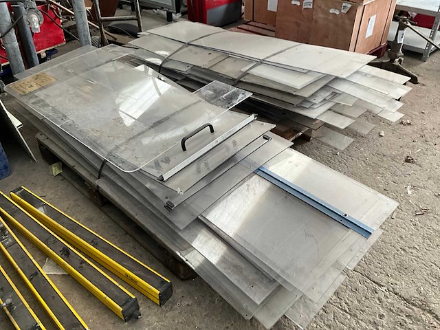Partij plexiglas - afbeelding 5 van  8