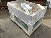 Partij plinten 275 lm crema luna - afbeelding 2 van  3