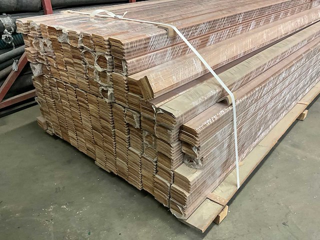 Partij plinten (630x) - afbeelding 3 van  6