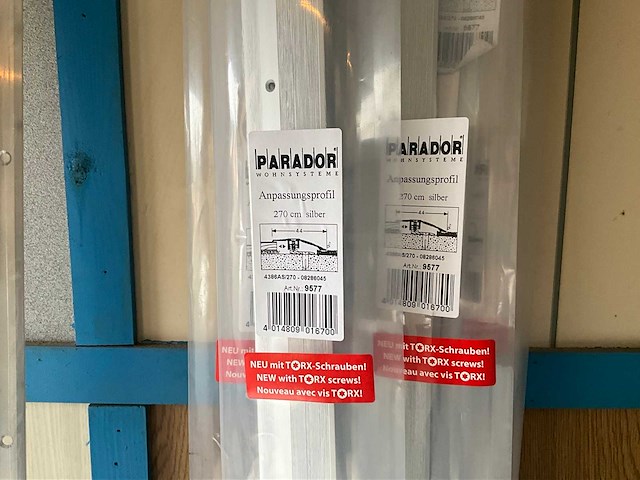 Partij plinten, afdeklijsten en overgangsprofielen - afbeelding 2 van  17