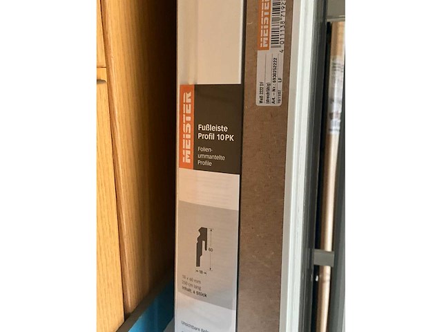 Partij plinten, afdeklijsten en overgangsprofielen - afbeelding 11 van  17