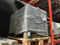 Partij plinten ca. 142,40lm - afbeelding 2 van  3