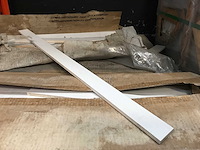 Partij plinten ca. 97,2 lm - afbeelding 3 van  4