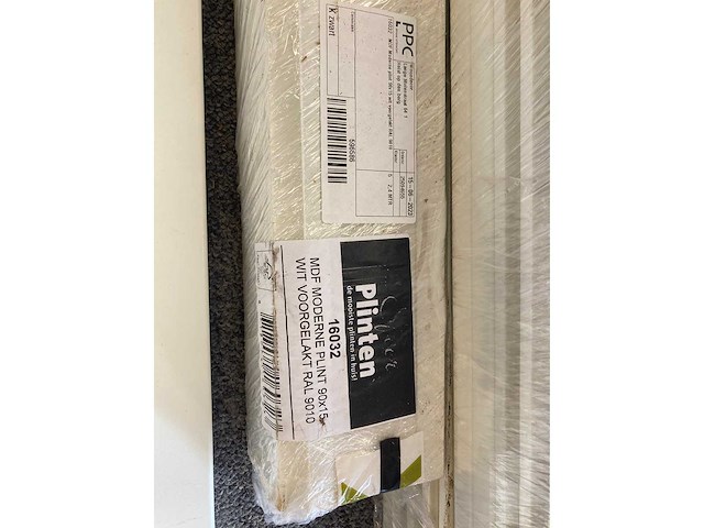 Partij plinten - afbeelding 3 van  6