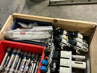 Partij pneumatische spare parts - afbeelding 5 van  6