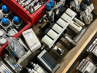 Partij pneumatische spare parts - afbeelding 6 van  6