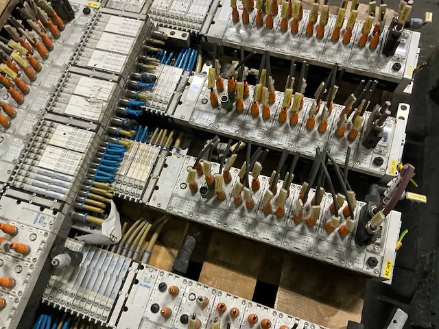Partij pneumatische ventieleilanden - afbeelding 3 van  6