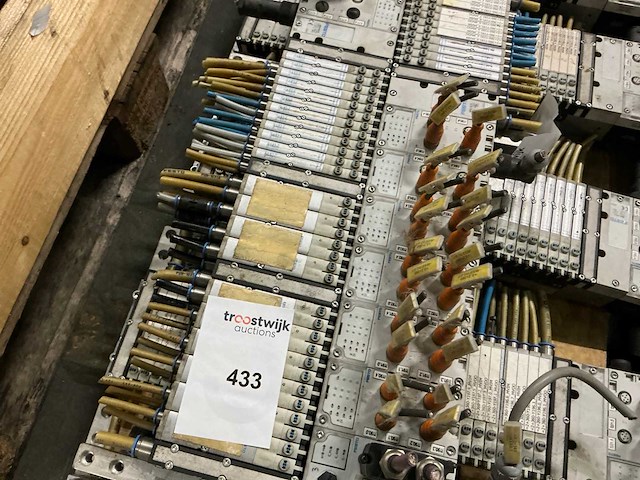 Partij pneumatische ventieleilanden - afbeelding 6 van  6