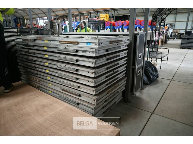 Partij podiumelementen - afbeelding 1 van  6