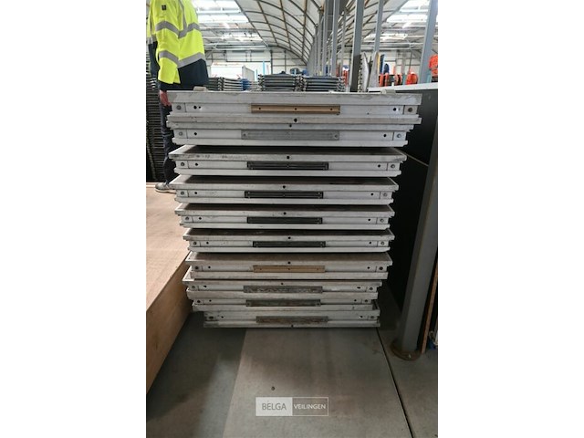 Partij podiumelementen - afbeelding 3 van  6