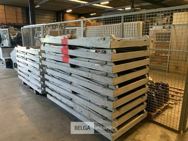 Partij podiumelementen - afbeelding 2 van  3