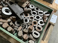 Partij ponsen- en matrijzen onderdelen - afbeelding 2 van  3