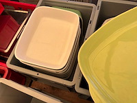 Partij porseleinen borden en schalen - afbeelding 10 van  10