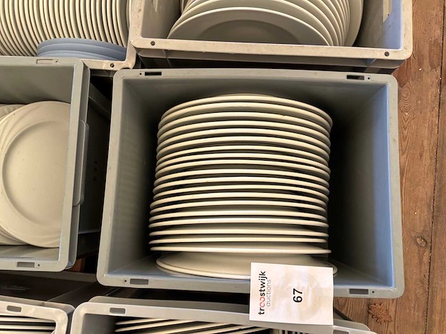 Partij porseleinen borden - afbeelding 3 van  7