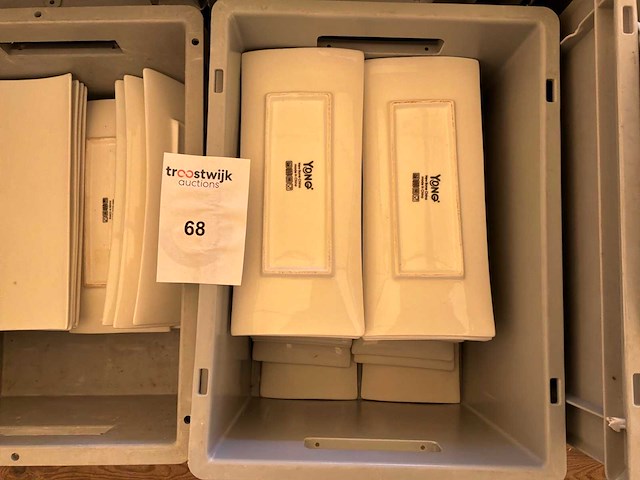 Partij porseleinen borden - afbeelding 4 van  10