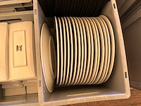 Partij porseleinen borden - afbeelding 6 van  10