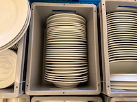 Partij porseleinen borden - afbeelding 8 van  10