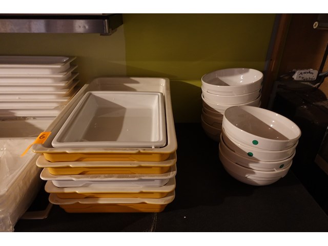 Partij porseleinen schalen - afbeelding 3 van  3