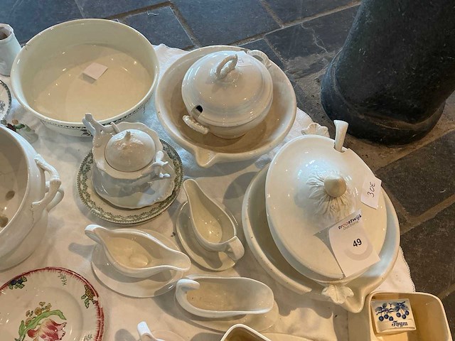 Partij porseleinen servies - afbeelding 4 van  6