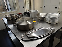 Partij potten,pannen en schalen