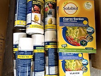 Partij producten voor dieren en planten - afbeelding 2 van  3