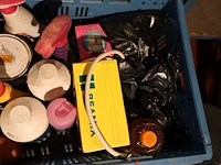 Partij producten - afbeelding 4 van  9
