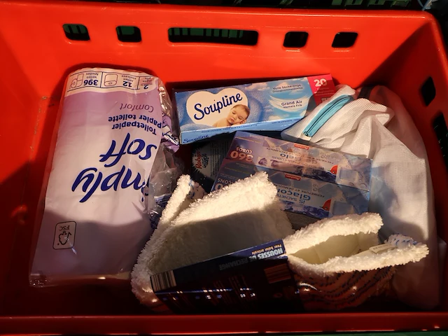 Partij producten - afbeelding 8 van  9