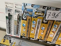 Partij professionele boren en zagen - afbeelding 3 van  6