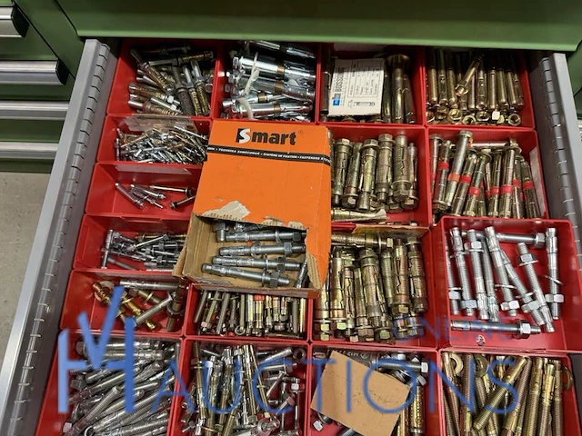 Partij profielbevestigingen, ankers en machinehandwielen - afbeelding 54 van  119