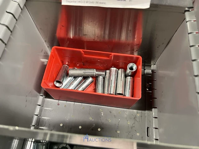 Partij profielbevestigingen, ankers en machinehandwielen - afbeelding 73 van  119