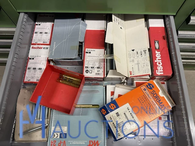 Partij profielbevestigingen, ankers en machinehandwielen - afbeelding 65 van  119