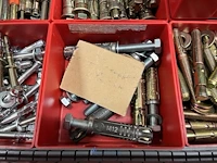 Partij profielbevestigingen, ankers en machinehandwielen - afbeelding 92 van  119