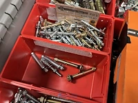 Partij profielbevestigingen, ankers en machinehandwielen - afbeelding 99 van  119