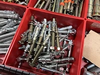 Partij profielbevestigingen, ankers en machinehandwielen - afbeelding 103 van  119
