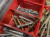 Partij profielbevestigingen, ankers en machinehandwielen - afbeelding 105 van  119