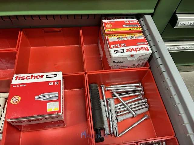 Partij profielbevestigingen, ankers en machinehandwielen - afbeelding 108 van  119