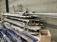 Partij profielen en opspangereedschap - afbeelding 1 van  4