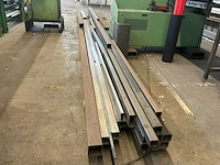 Partij profielstalen balken - afbeelding 1 van  4