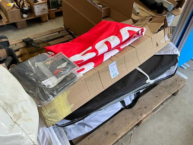 Partij promotie materiaal - afbeelding 8 van  10